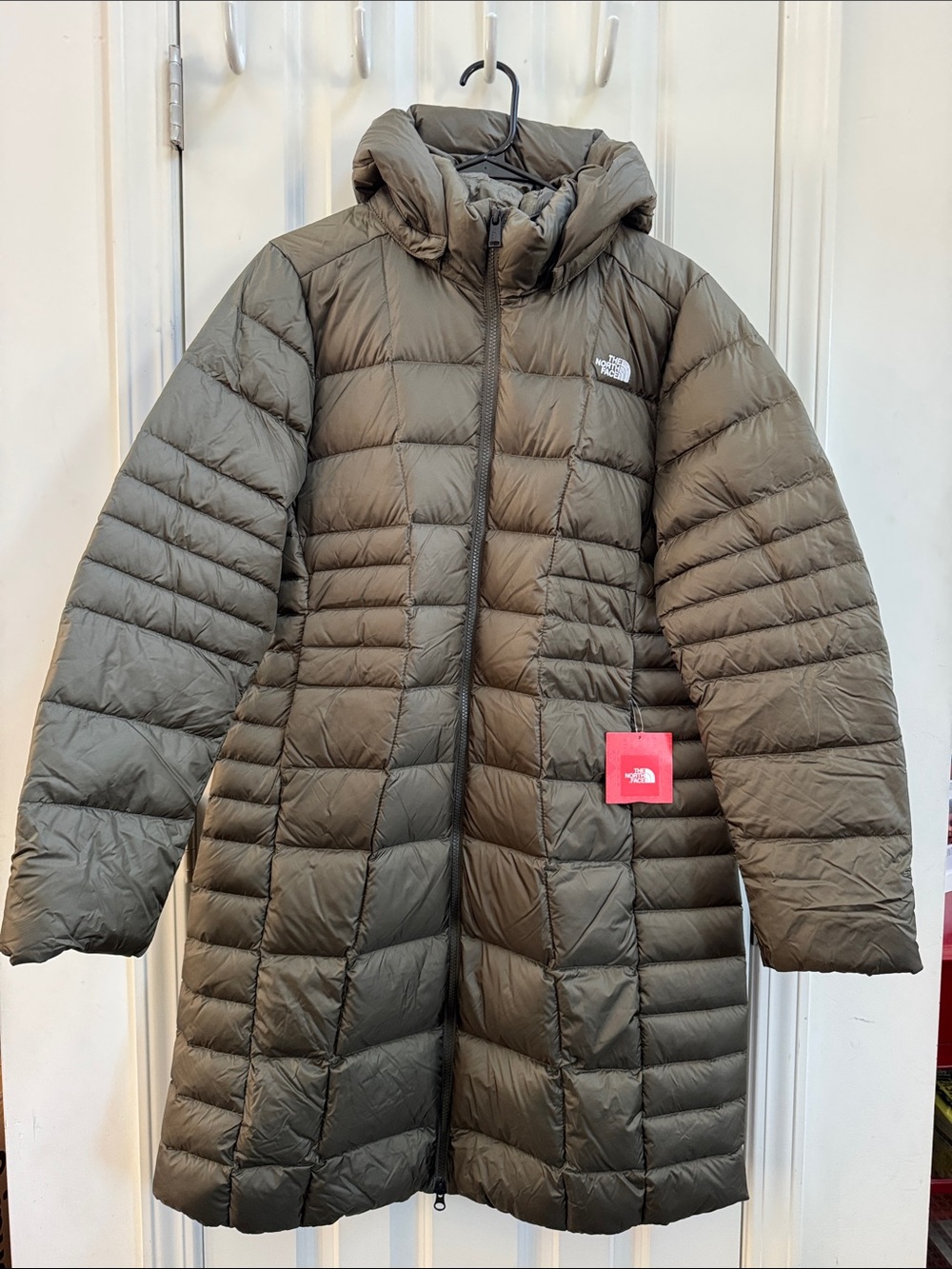 The North Face NEW w/ TAG 🏷️ Olive Green Down Long Women's Puffer Coat with Hood